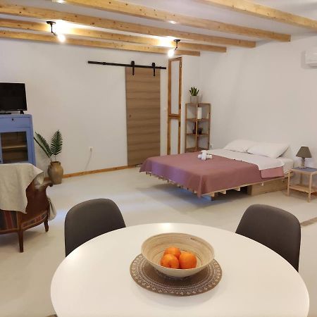 Zaira'S Apartment Corfu Town エクステリア 写真